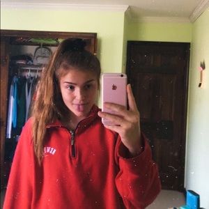 Meet your Posher, Leadora